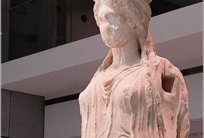 Musée de l'Acropole - Caryatide