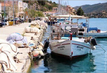 Poros - le long des quais