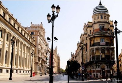 Séville - avenue de la Constitution