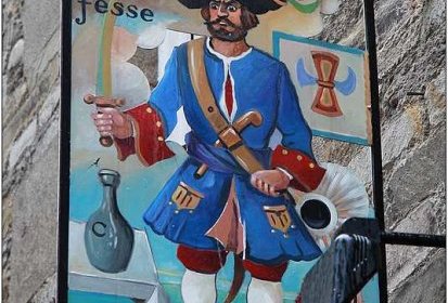 St-Malo, direction la taverne !...
