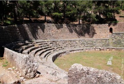 Delphes - le Stade