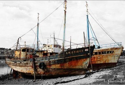 Jeter l'ancre... Cimetière de bateaux de Camaret