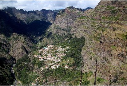 Madère - Curral das Freiras depuis Eira do Serrado