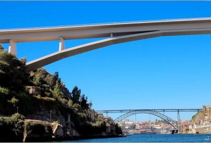 Porto - Le pont Infante Dom Henrique
