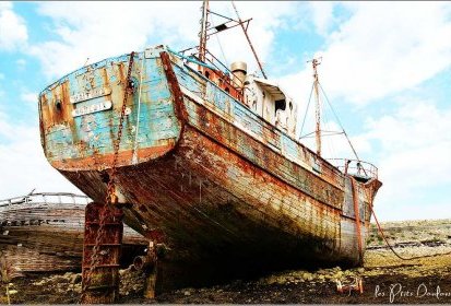 Jeter l'ancre... Cimetière de bateaux de Camaret
