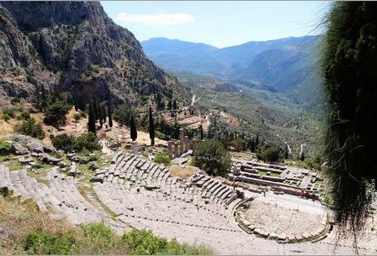 Delphes - le Théâtre