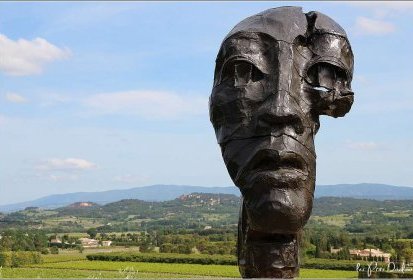 Joucas, sculpture
