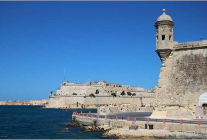 Lanterneau de la pointe de Senglea et Fort St-Ange