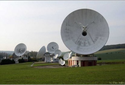 Centre de télécommunications spatiales
