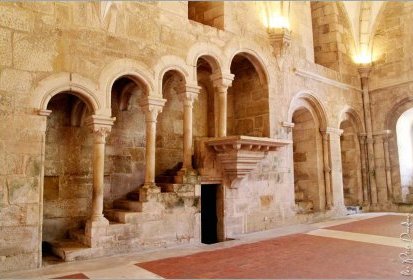 Alcobaça - Monastère de Santa Maria (le réfectoire)