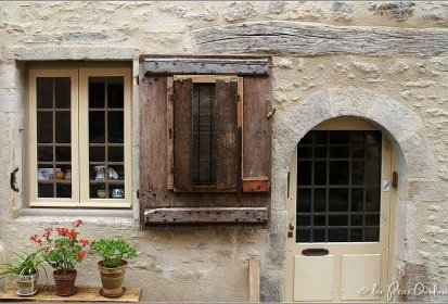 ... dans une petite rue...