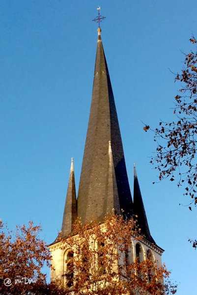Troyes clocher tors de l'Eglise St-Rémy {JPEG}